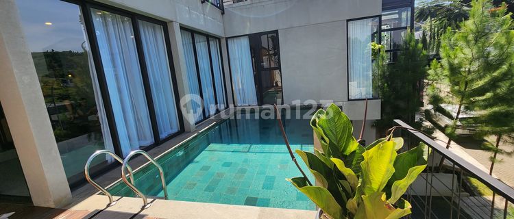 For Quick Sale 2-Story House In Dago Village View Mountain Bandung 1