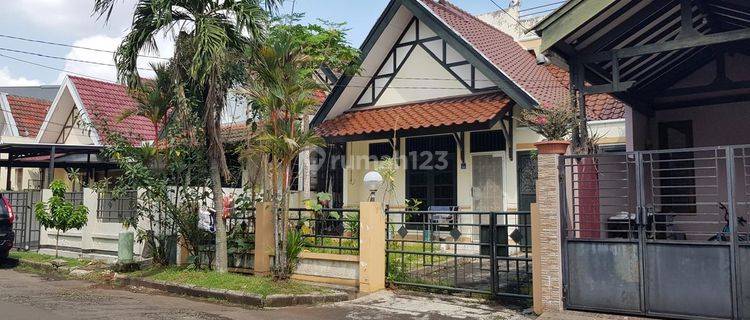 Disewakan Rumah 1,5 Lantai di Sektor 1A Gading Serpong  1