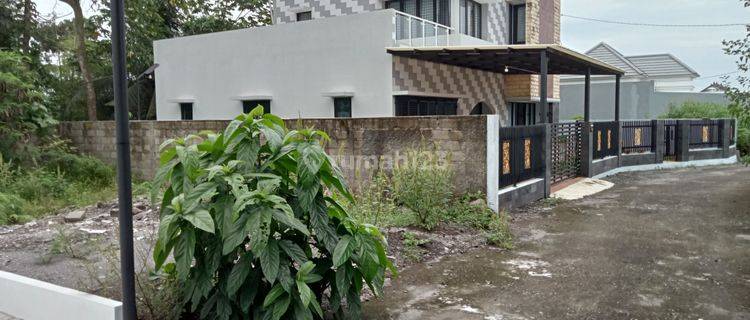 Luasan Kecil Tanah SHM 133 m2 Timur Pasar Gentan Jalan Kaliurang 1