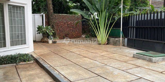 Rumah 2 Lantai di Kemang Utara , Jakarta Selatan Untuk Kantor 1