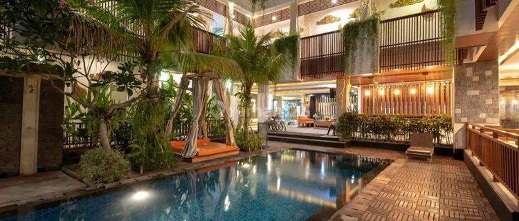 Hotel Bintang 3 Raya Kuta Bali Dekat Beachwalk harga Murah 1