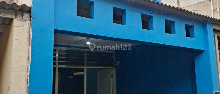 Rumah 2 Lantai Murah Selangkah Ke Plaza Pondok Gede  1