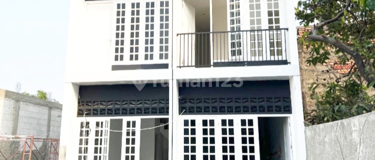 Rumah 2 Lantai Murah Di Condet, Cuma 360 Juta All In 1