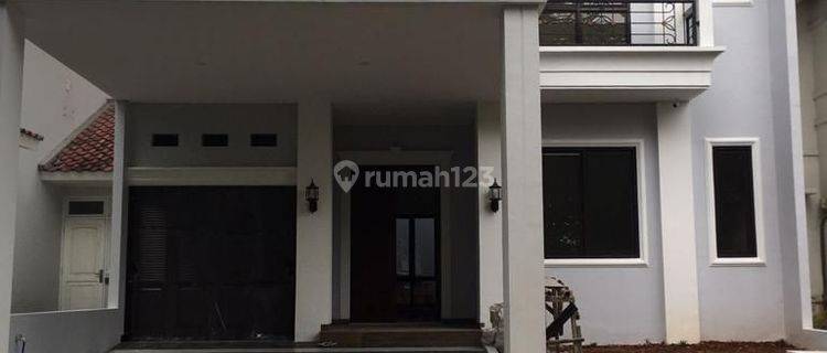 Dijual rumah cantik 2 lantai siap huni Depan taman di legenda wisata cibubur 1