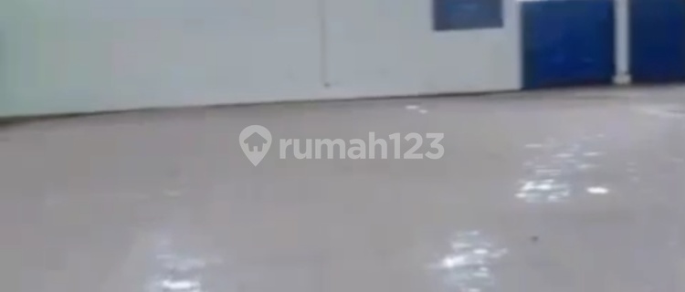 Gudang ada kantor dan mess masuk container wan 1
