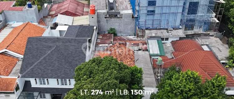 Old House Strategic Location Near Sudirman Kebayoran Baru South Jakarta SHM 1