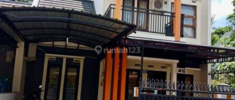 Rumah 2 Lantai Semi Furnish Dalam Cluster Area Jalan Monjali 5menit Dari Kampus Ugm 1