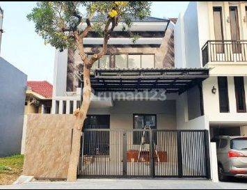 Dijual Rumah Taman Mutiara Pakuwon City 1