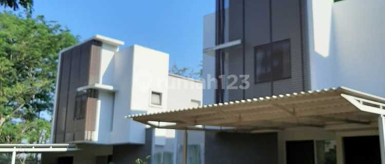 Rumah Hadap Taman Cluster Vermont Parkland - Bsd 1