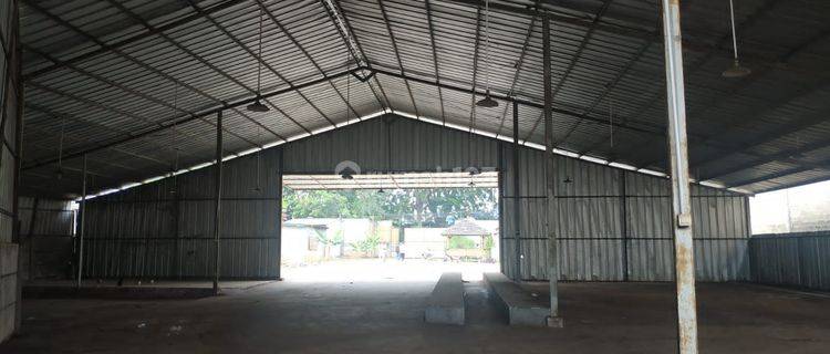 Gudang murah,strategis,siap pakai di jalan raya Pekayon,bekasi selatan,kota bekasi 1