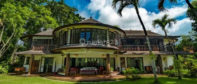 Beautiful Jungle And River Views Villa In Kaba kaba 1