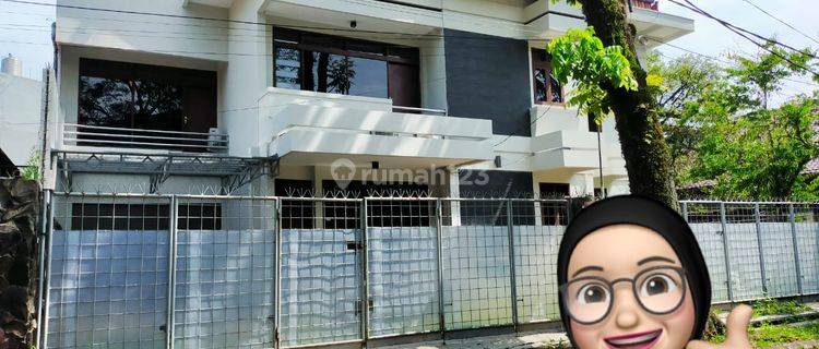 Rumah di Sewakan Pusat Kota Bandung 2 Lantai CCK untuk Kantor Cafe Butik  1