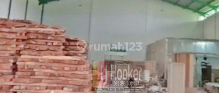 Gudang Luas 1000 di KIC Gatsu dekat pintu tol 1