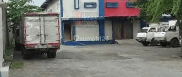 Gudang Jual dilengkapi kantor di Semarang Barat 1
