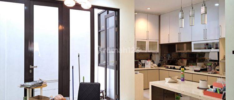 Dijual Rumah Tomang Strategis Akses Jalan 3 Mobil Harga 3.8 M Nego 1