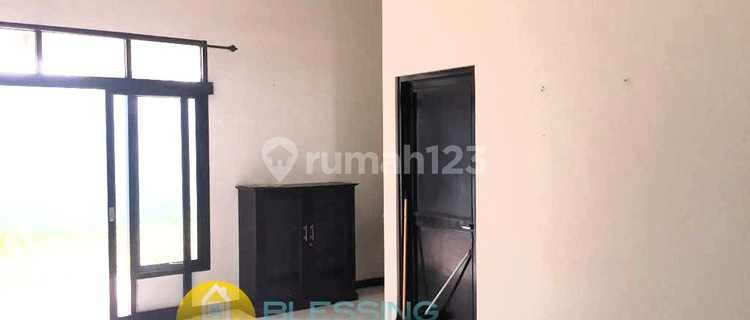 Rumah Siap Huni Dekat Exit Tol dan Undip di Graha Estetika Banyumanik 1