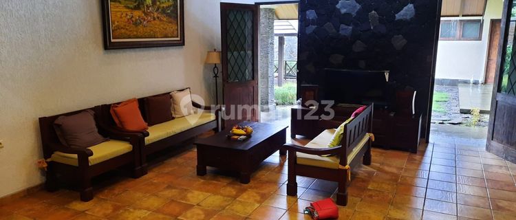 Asri Freehold 2-Story House Cool Air Beautiful View in West Ungaran 1