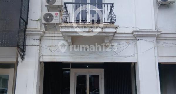 Ready-to-Use Shop House in a Strategic Location at Citragran, Cibubur, Jatisampurna, Bekasi. 1