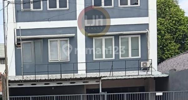 Ruko Gandeng 3 Lantai Posisi Strategis Cocok Untuk Kantor di Cikeas, Cimanggis, Gunung Putri, Bogor 1