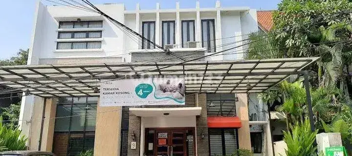 Rumah kost bagus .jalan bagus,  dipusat bisnis kuningan -Setiabudi 1