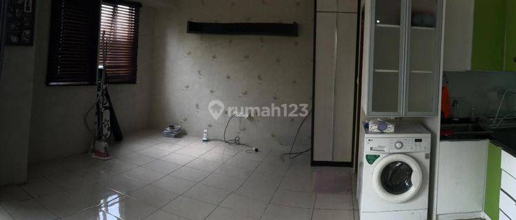 Apartement Maple Park Sunter 1 BR Semi Furnished Bagus 1