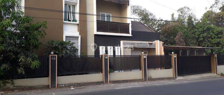 Dijual Ruko Lokasi Pinggir Jalan Ramai Strategis 2 Lantai 1