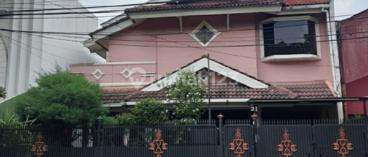 Strategic Location House Suitable for Business in Bintaro Sector 9 0491 1