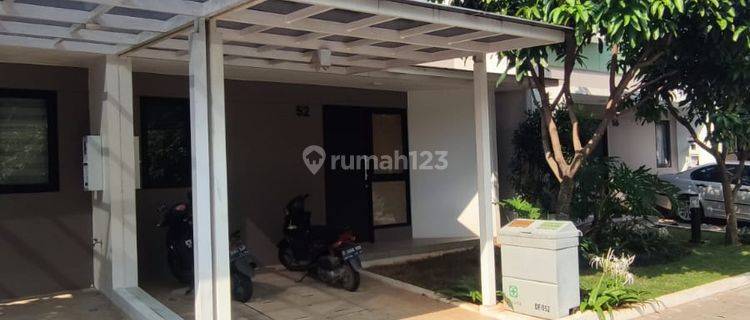 Rumah 2 Lantai Bagus Semi Furnished SHM di Cluster Dayana, Bandung 1