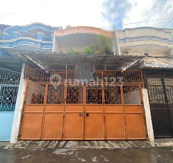 Dijual Cepat Rumah 2 Lantai di Jln Angke Raya 1