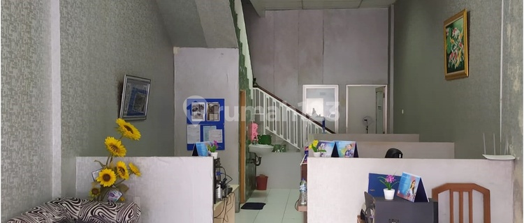 Ready-to-Use Shop House in Strategic Location at Kalideres Jakarta Quick Sale 1