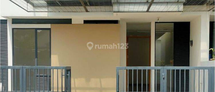 Rumah Minimalis Modern Pasirsalam Sayap Bkr Bandung Siap Huni 1