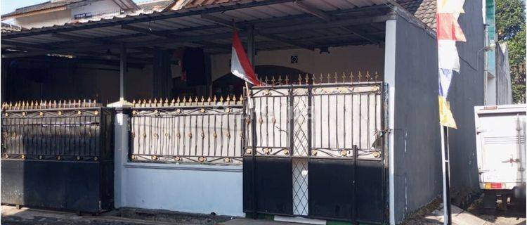 Rumah Hook di Taman Cibaduyut Indah Bandung Dekat Tol Moh Toha 1