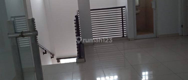 Dijual Ruko Cihampelas Mainroad 3 Lantai Dengan Basemant 1