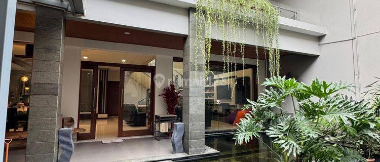 Dijual Rumah Sayap Gatsu Tropical Minimalis Full Furnished 1