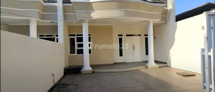 Disewa Rumah Untuk Tinggal Kantor Atau Usaha di Turangga Bandung 1