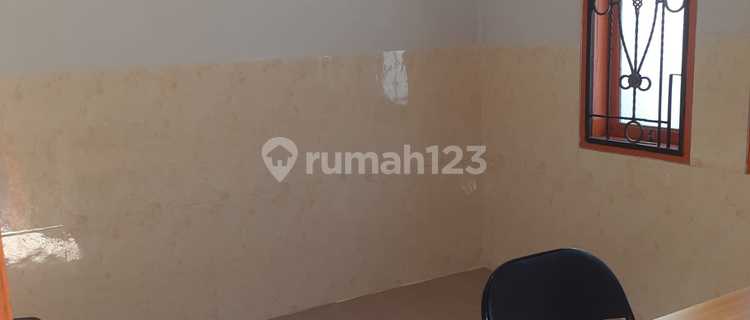Dijual Kost - Kostan 2 Lantai Nyaman Siap Pakai Lokasi di Stt Telkom Bojongsoang Bandung 1