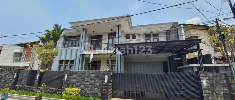 Dijual Diwah Harga Pasar Rumah Semi Furnished Siap Huni Lokasi di Sayap Riau Bandung 1