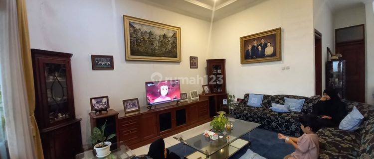 Dijual Rumah Eksklusif Siap Huni Komplek Cipaku Indah Setiabudi  1