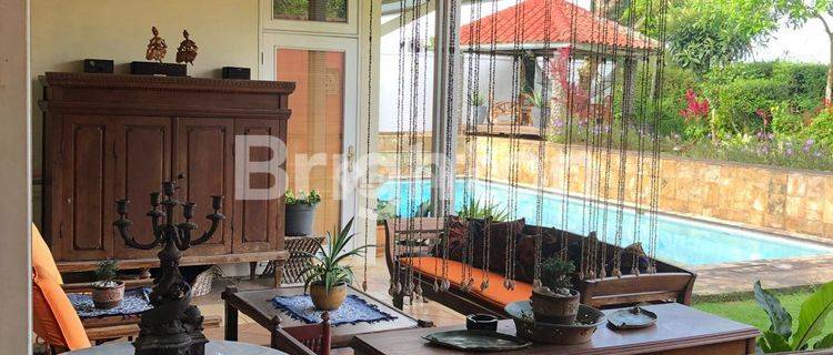 RUMAH FURNISHED PLUS POOL RANCAMAYA  GOLF ESTATE 1