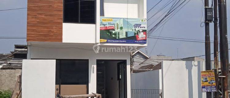 Rumah 2 Lantai Dekat Al Azhar Karawang 1