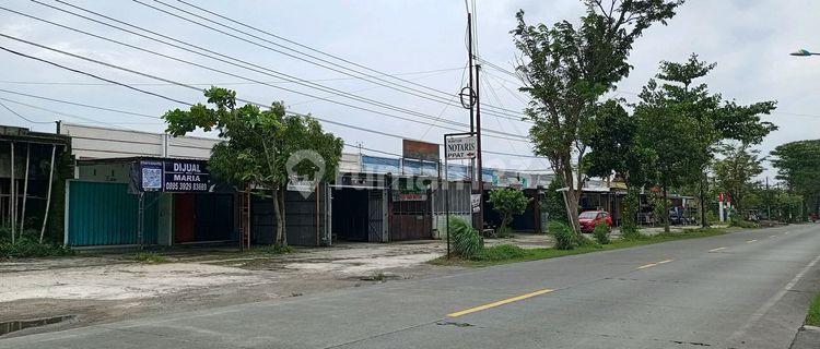 Cheap Shop House on Main Road Side 1