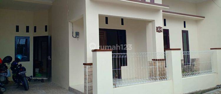 Rumah Bagus 2 lantai
baru selesai renovasi 1