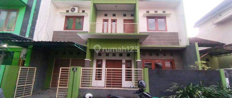 Rumah bagus 2 lantai dalam cluster 1