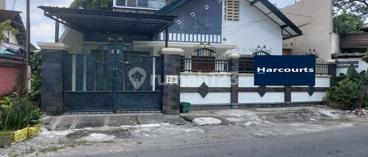 Ready-to-occupy house in the city center near Slamet Riyadi, Solo. 1