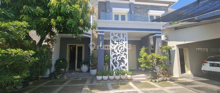 Rumah mewah modern minimalis pusat kota di serengan solo 1