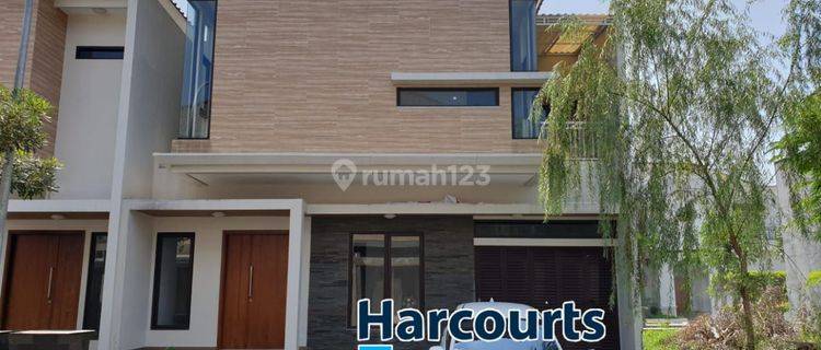 Rumah siap huni 2 lantai dalam cluster elite 1