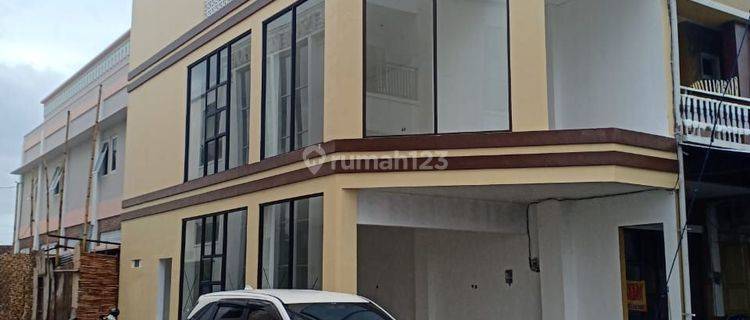 Ruko bagus siap huni dekat dengan kampus UMS  1