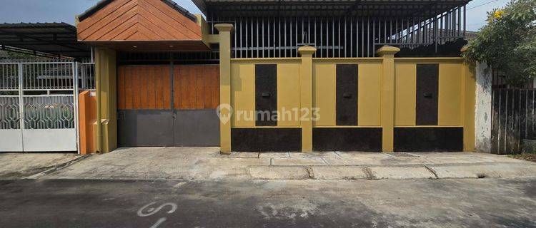 Rumah Bagus Minimalis Di Solo Baru Dekat Grogol Solo 1