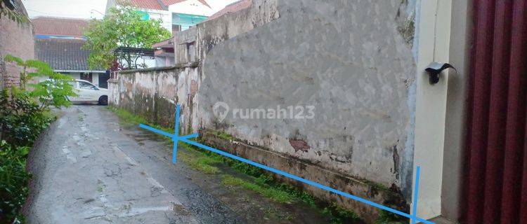 Tanah Pekarangab Strategis di Manahan Solo dekat KFC 1