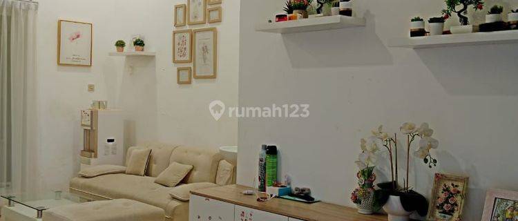 Rumah Bagus Minimalis full furnish di Cluster Baturan Solo 1